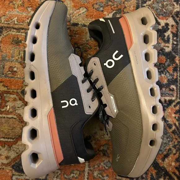 Cloudrunner 2 Waterproof Shoes - Size 8 never worn - Picture 1 of 6